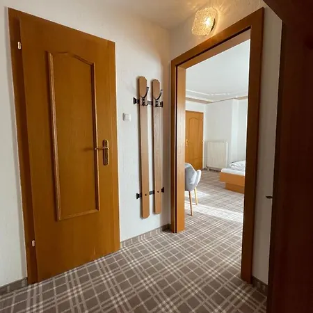 Gaestehaus Poell Apartament
