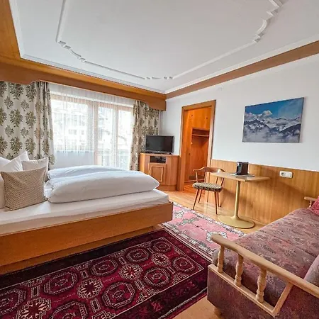 Gaestehaus Poell Apartamento *